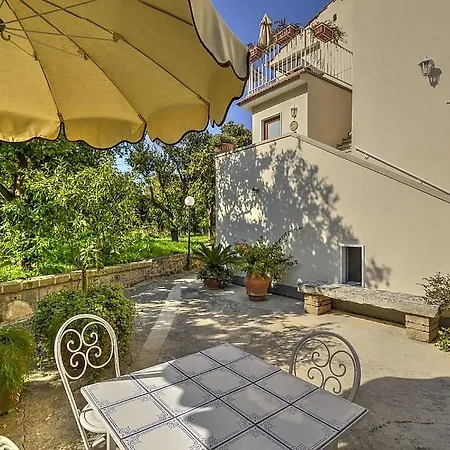 Apartment Sleeps 4 Pool Air Con Wifi Sant'Agnello
